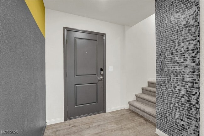 Foto del edificio - 2662 Champagne Gold Ave
