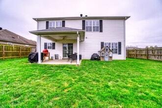 Building Photo - 4880 Imperial Dr