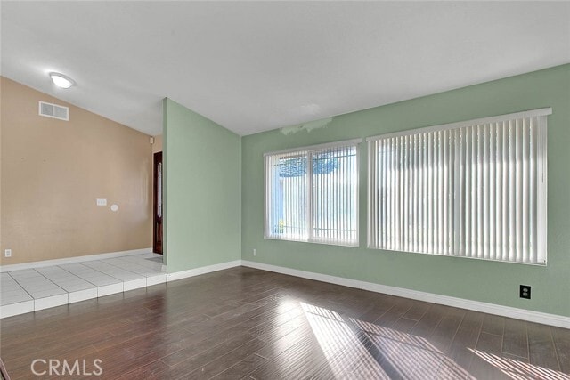 Building Photo - 23862 Country View Dr