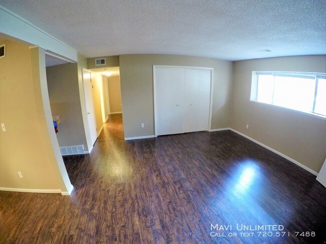 Building Photo - 12151 Melody Dr