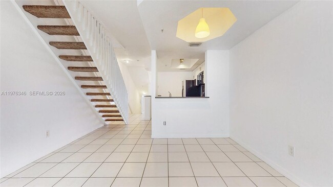 Building Photo - 765 SW 148th Ave