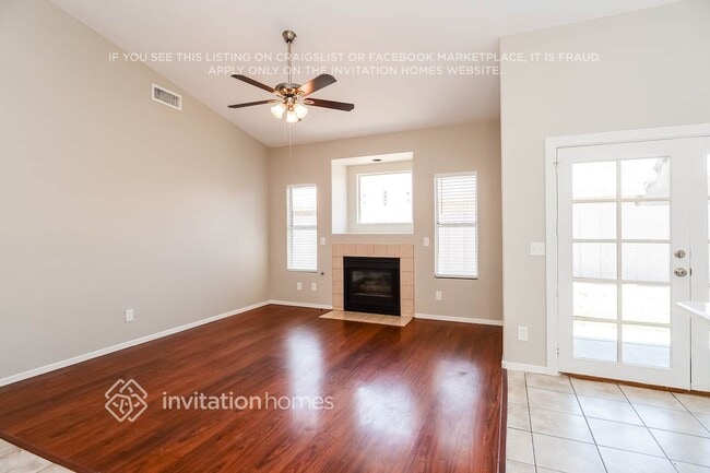 Building Photo - 1763 E Constitution Dr