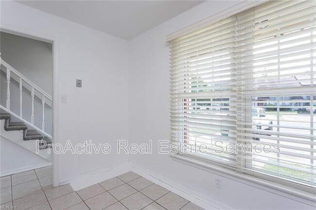 Building Photo - 5684 Campus Dr
