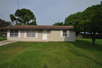 Building Photo - 1624 Merrick Rd