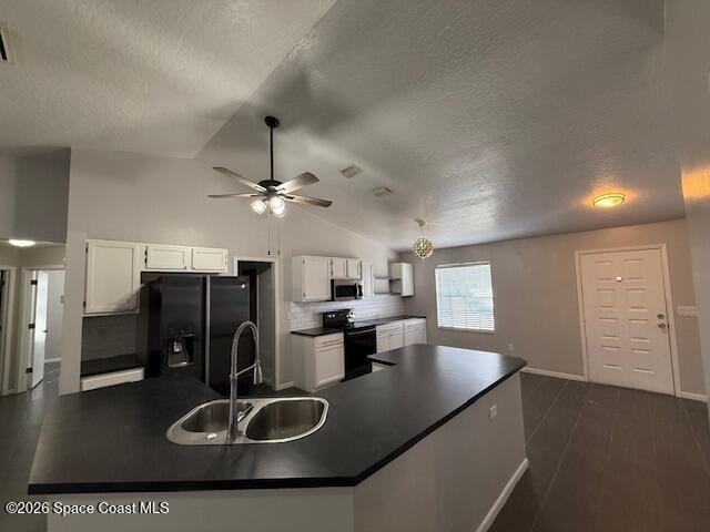 Building Photo - 6805 Song Dr