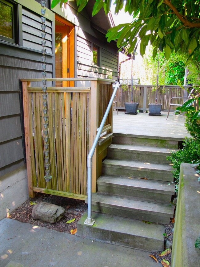 Foto del edificio - 10836 Vashon Hwy SW
