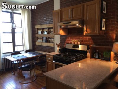Building Photo - 307 W 90th St