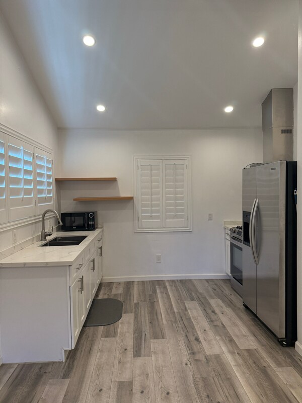 Foto principal - 9000 Bianca Ave