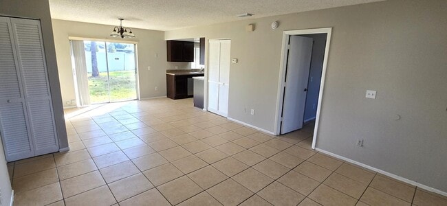 Building Photo - 12240 Conneticut Woods Ct