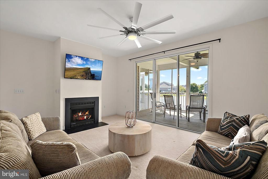 Foto principal - 38259 Lake Dr