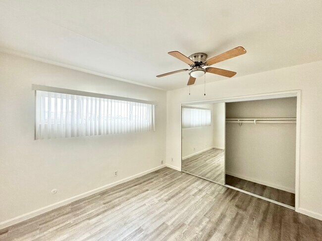 Foto del edificio - 1611 W 206th St