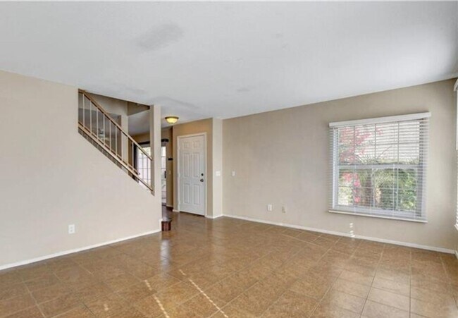 Foto del edificio - LIMITED TIME ONLY! $500 OFF SECOND MONTHS RENT! Inviting home with open layout in a prime Northwe...