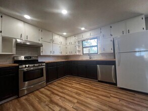 Building Photo - 4906 60th St