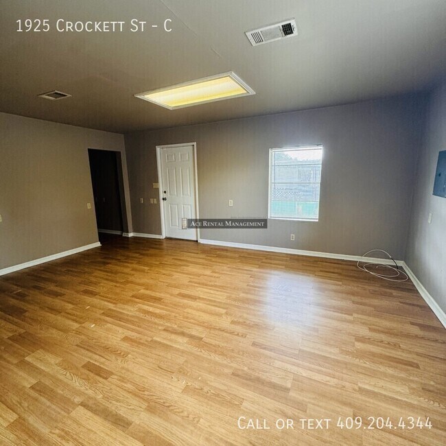 Foto del edificio - 1925 Crockett St