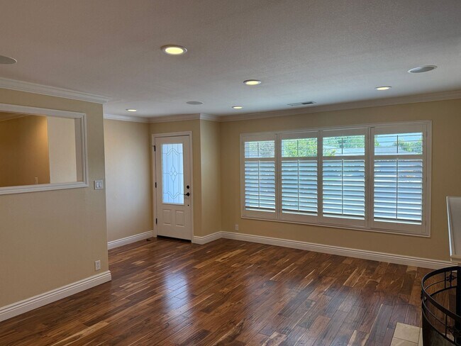 Foto del edificio - Remodeled Willow Glen Home