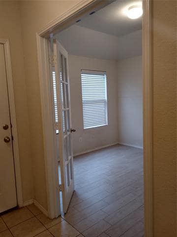 Building Photo - 1846 Bayfront Dr