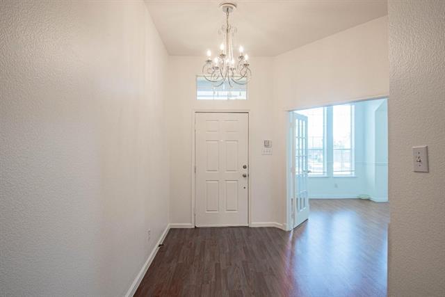 Foto del edificio - 6803 Hillwood Dr