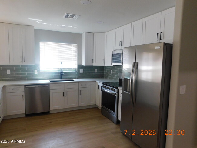 Building Photo - 5660 E Forge Cir