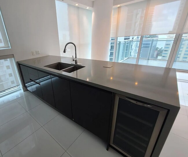 Foto del edificio - 1080 Brickell Ave