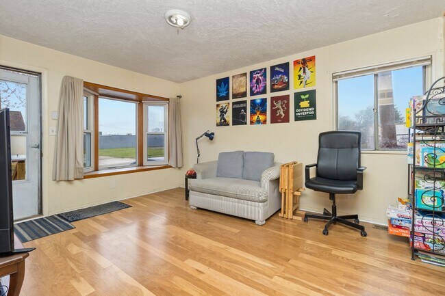 Building Photo - Rent to Own