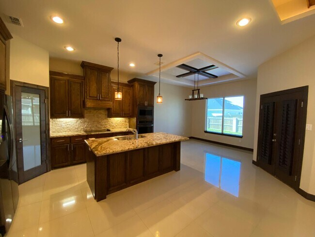 Foto del edificio - 13921 N 36th St