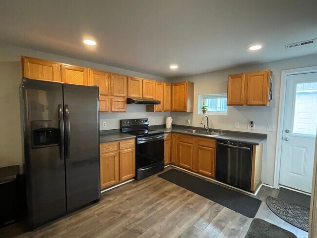 Foto del edificio - 322 Hathaway St