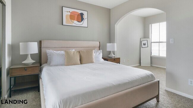 Foto del edificio - 2500 Woodland Park Dr