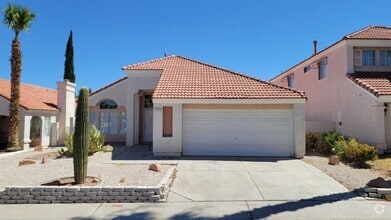 Building Photo - 9725 Sierra Mesa Ave
