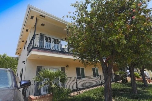 Building Photo - 1570 N Pacific Coast Hwy
