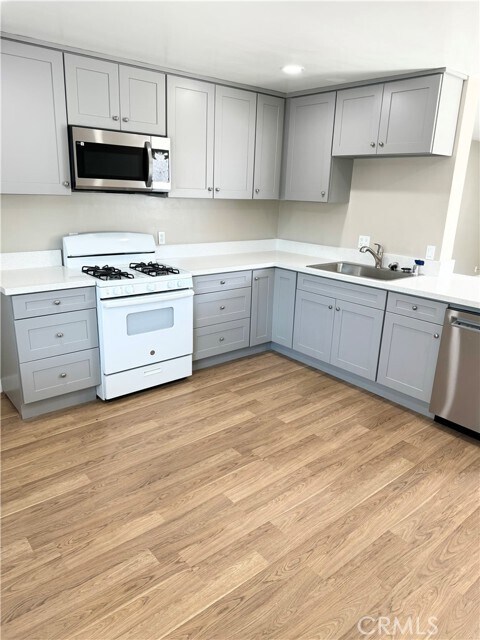 Foto del edificio - 33802 Robles Dr