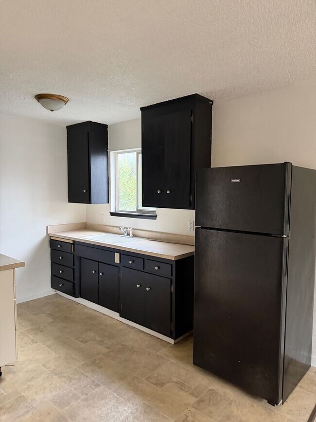 Foto del edificio - Cozy 2-Bedroom Downtown Sacramento Unit