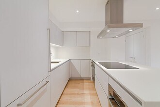 Building Photo - 3421 Rue Drummond