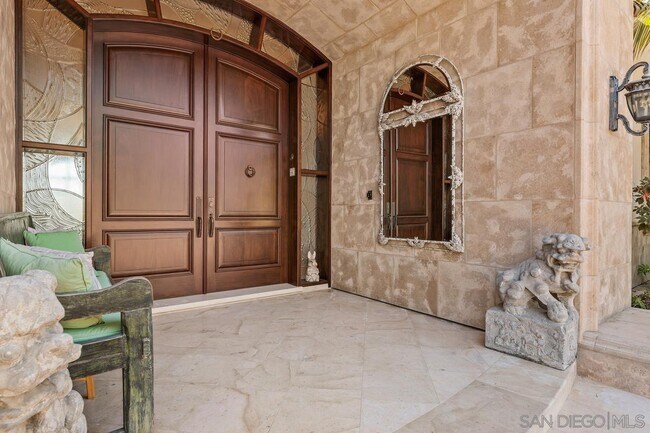 Foto del edificio - 4841 Rancho Del Mar Trl