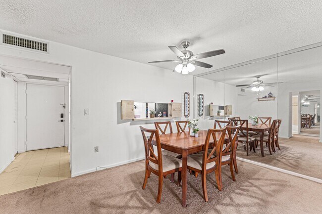 Foto del edificio - 866 SW 9th St Cir