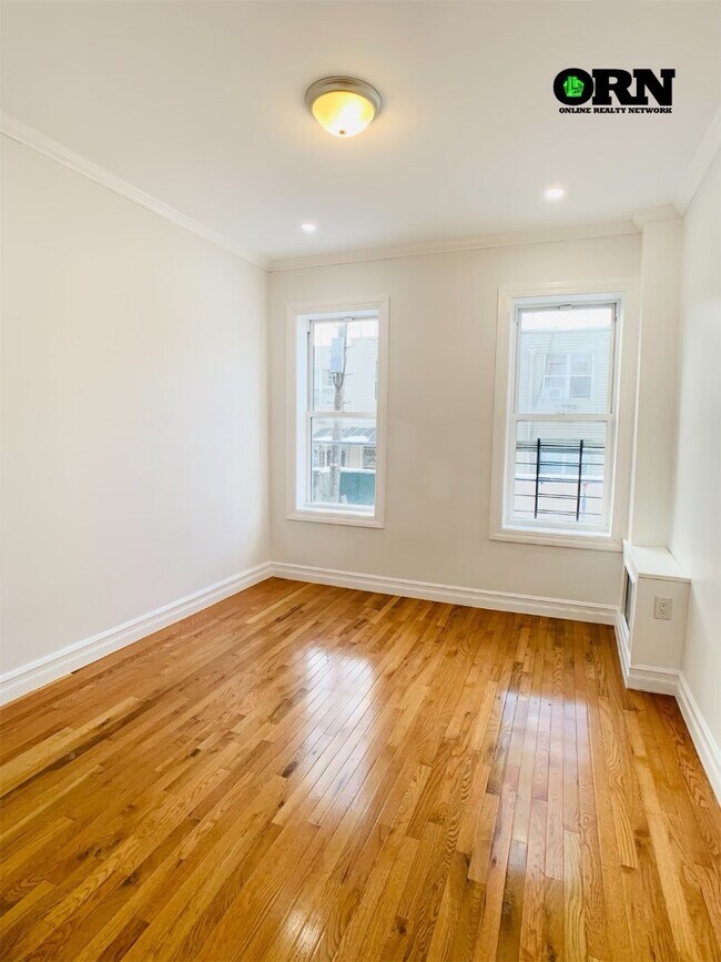 Building Photo - 317 Woodbine St