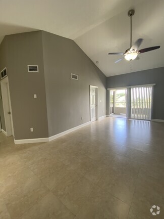 Building Photo - 2820 N Oakland Forest Dr
