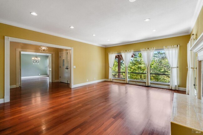 Foto del edificio - 153 Wild Horse Valley Dr