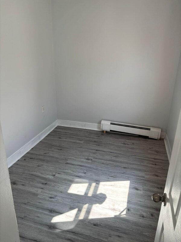 Foto del edificio - 392 E 9th Ave