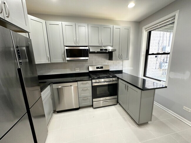 Building Photo - 3748 N Clifton Ave