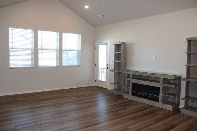 Foto del edificio - Stunning 2 bedroom Townhome in Fort Collins