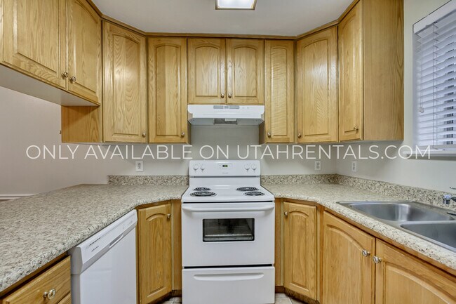 Foto del edificio - 909 N 500 W