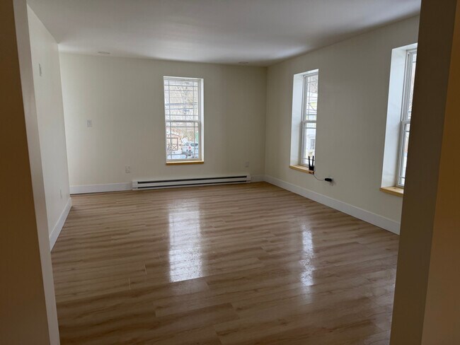 Foto del edificio - 204 E Plank Rd