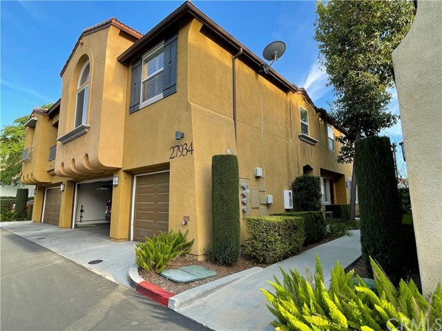 Foto principal - 27934 John F Kennedy Dr