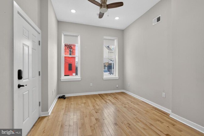 Foto del edificio - 2234 Master St