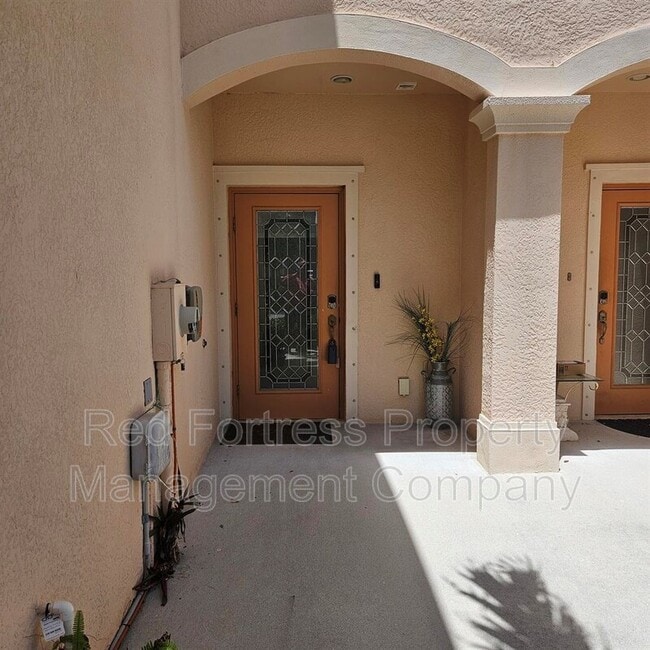 Building Photo - 10074 Via Colomba Circle