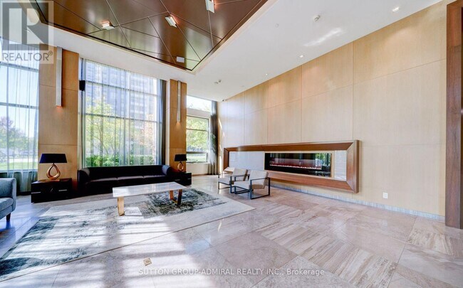 Building Photo - 18 Uptown Dr