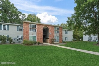 Building Photo - 19 Augusta Ct