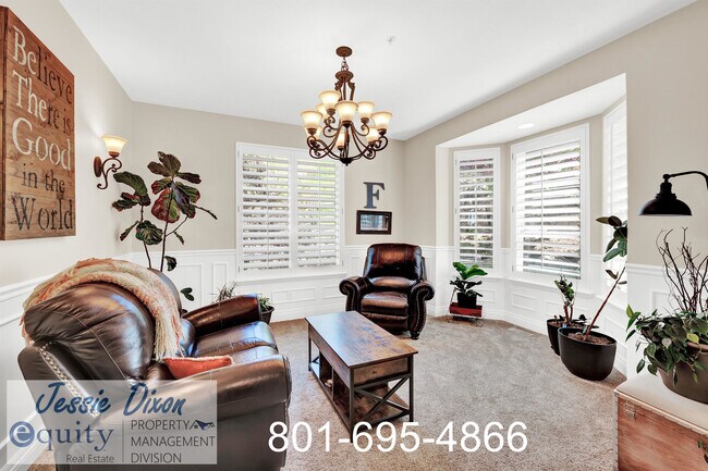 Foto del edificio - 567 E Greystone Dr