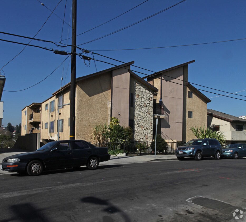 Primary Photo - 719 Bunker Hill Ave
