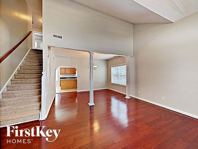 Building Photo - 9917 Fountain Cove Ln